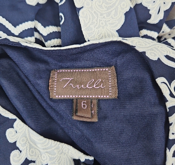 Trulli Navy Blue & white 3/4 Sleeve Fit Flare Stretch Dress Key hole size 6 - Picture 8 of 10